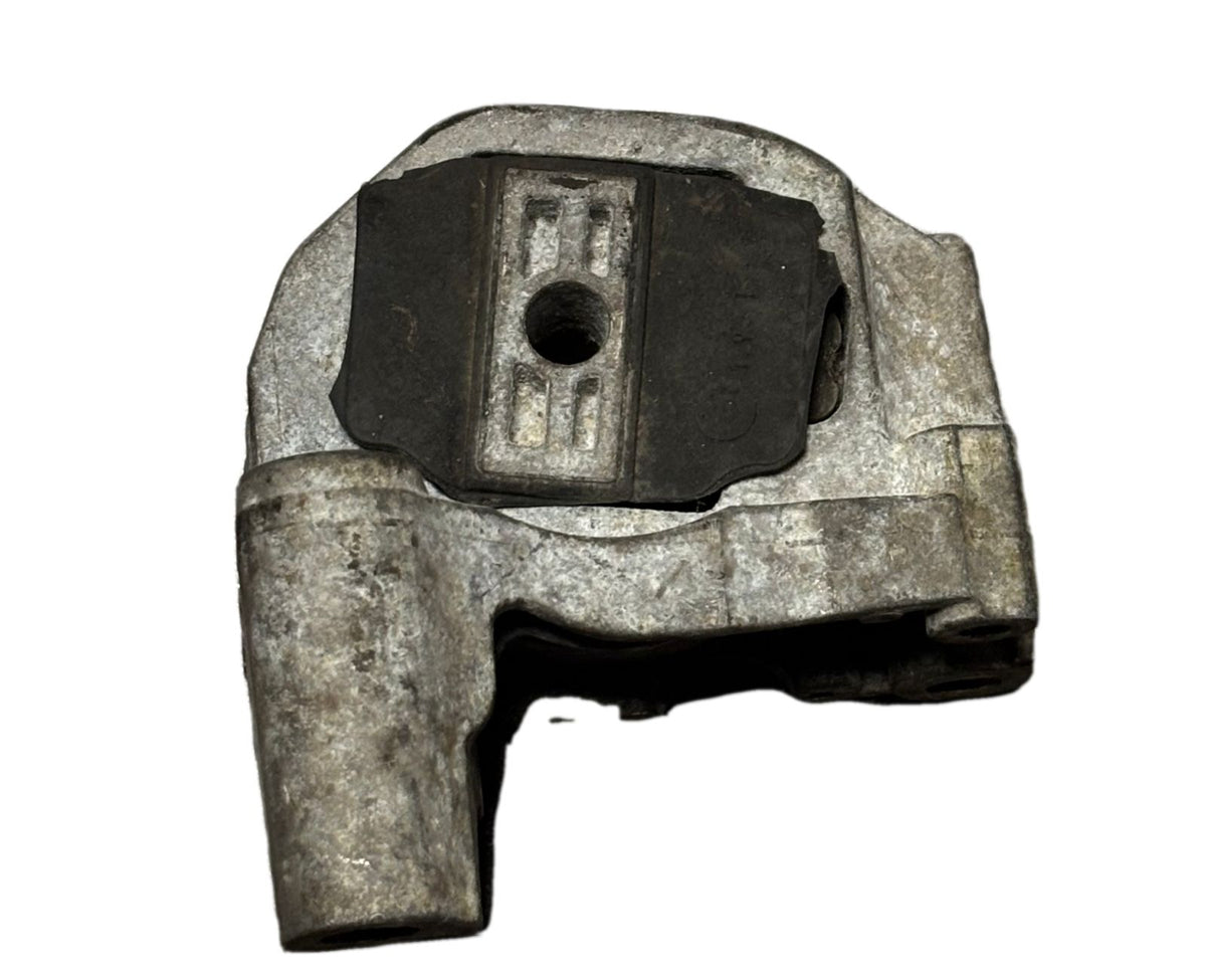 SOPORTE DE MOTOR 30741583 - PCR AUTOMOTRIZ